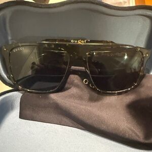 Gucci Black and Gold Sunglasses